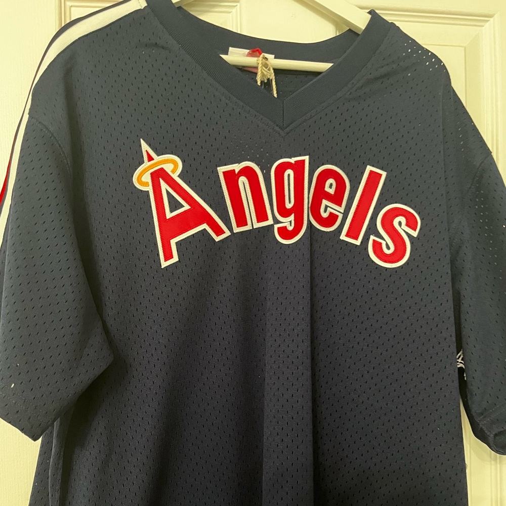 Men’s New with tags: Mitchell & Ness Reggie Jackson Batting Practice Jersey XL
